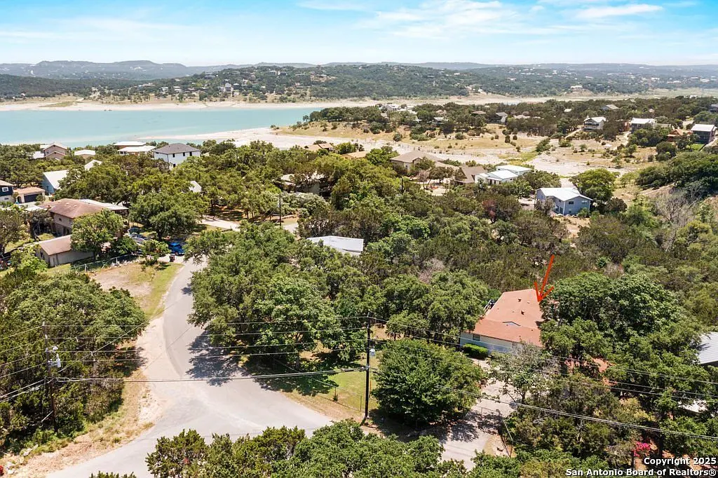 Aerial view of the property showing its position just up the hill from Canyon Lake